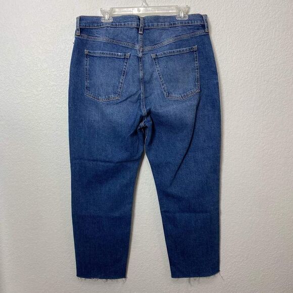 Old
Navy Extra High Rise Sky-HI Straight Women’s Size 16 - Picture 8 of 8